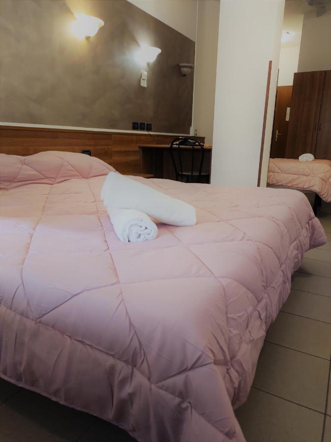 לומאצו Hotel Marinoni מראה חיצוני תמונה