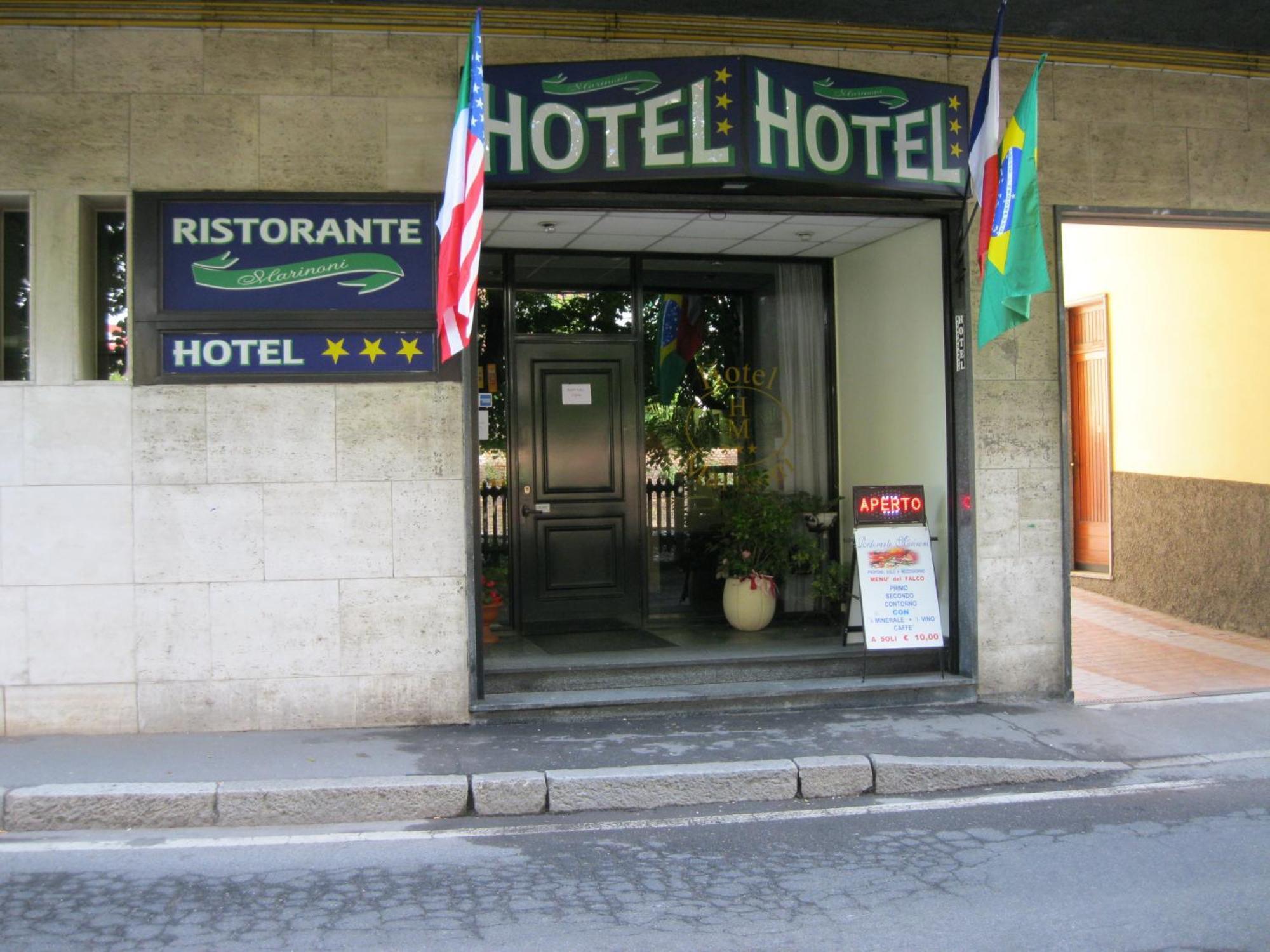 לומאצו Hotel Marinoni מראה חיצוני תמונה