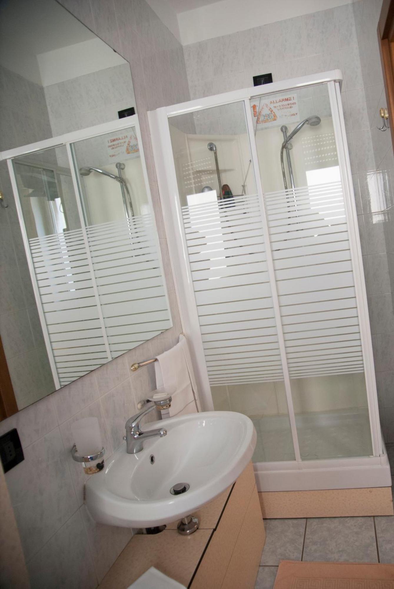 לומאצו Hotel Marinoni מראה חיצוני תמונה