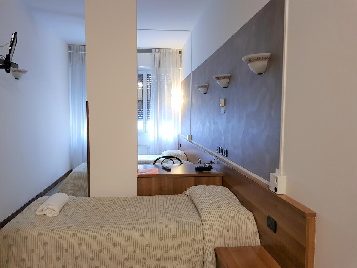 לומאצו Hotel Marinoni מראה חיצוני תמונה
