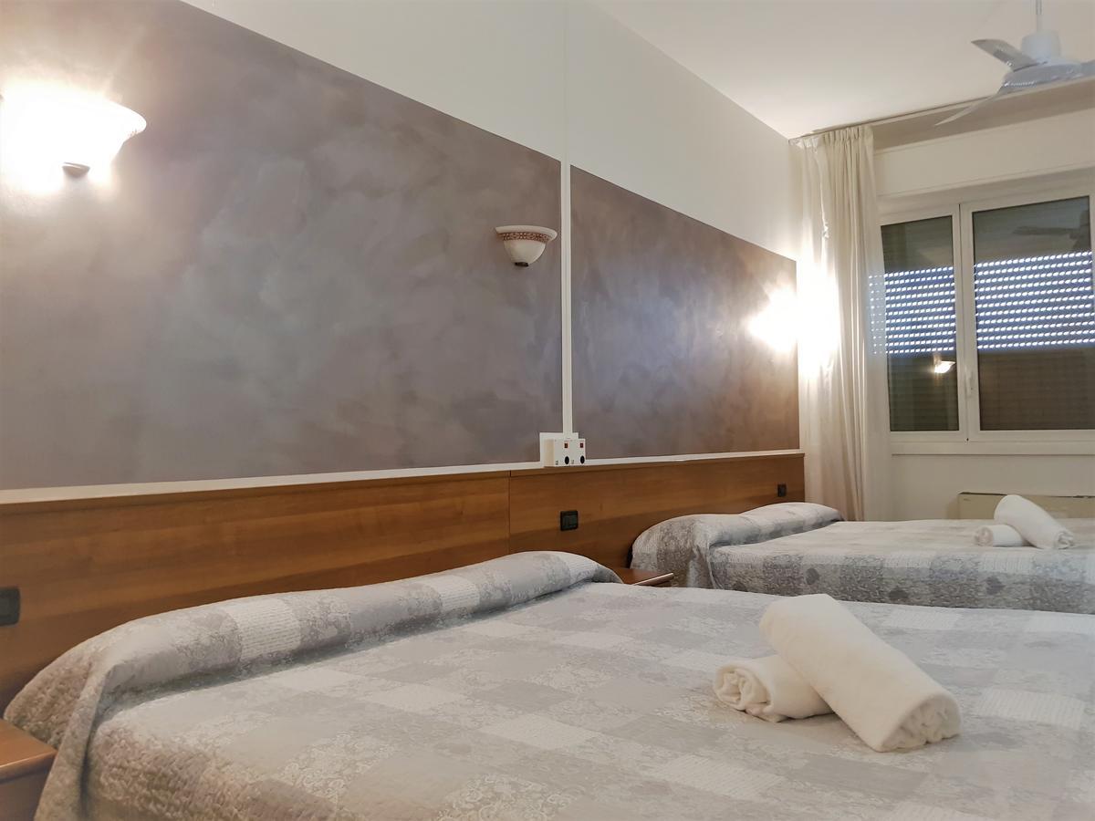 לומאצו Hotel Marinoni מראה חיצוני תמונה