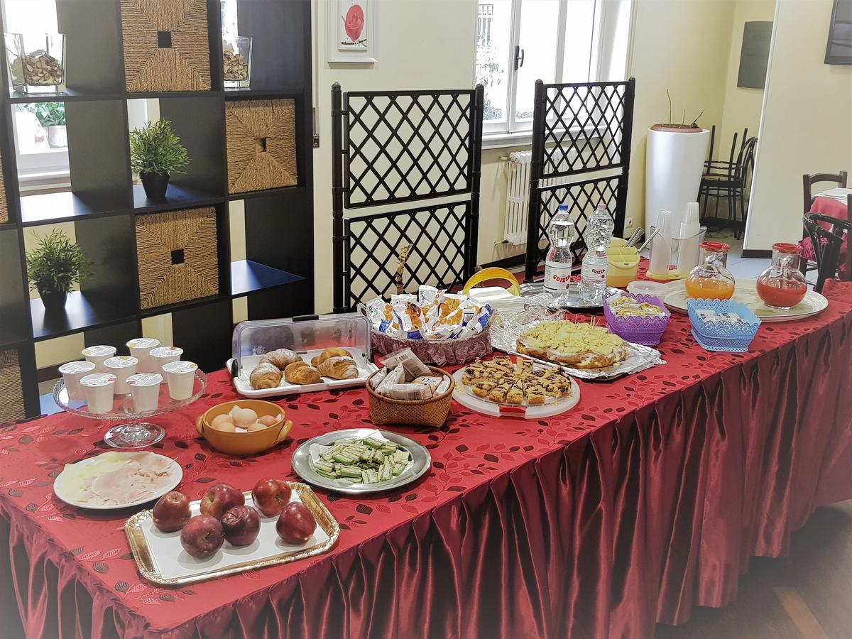 לומאצו Hotel Marinoni מראה חיצוני תמונה